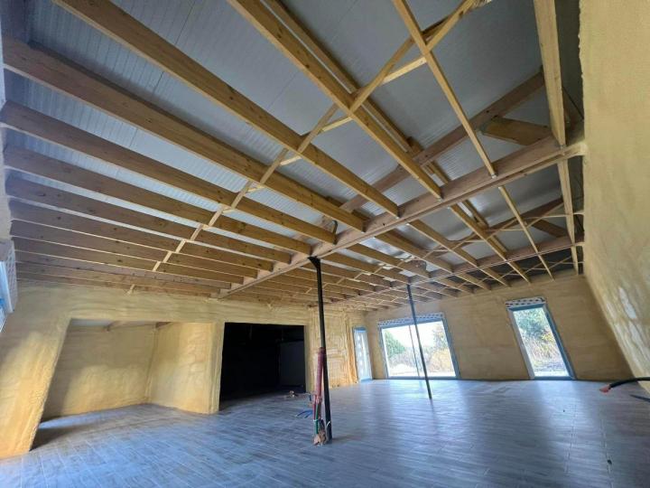 Nous mettons à votre profit notre savoir-faire dans l’isolation thermique.